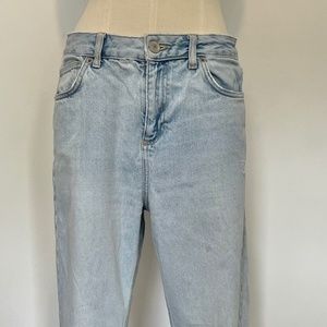 Mom fit cropped Jean